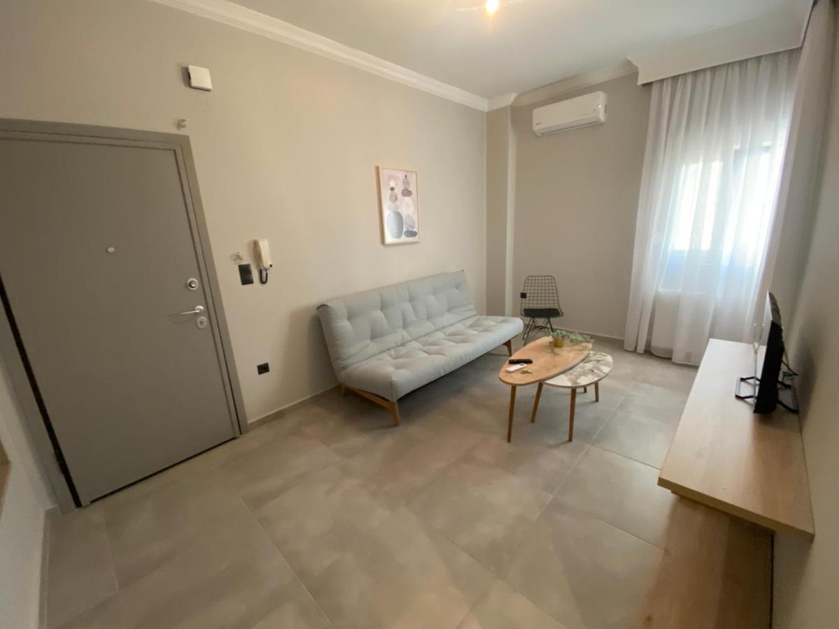 Agias Sofias Center Daire
